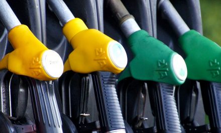 Economizar combustível: veja 7 dicas essenciais!